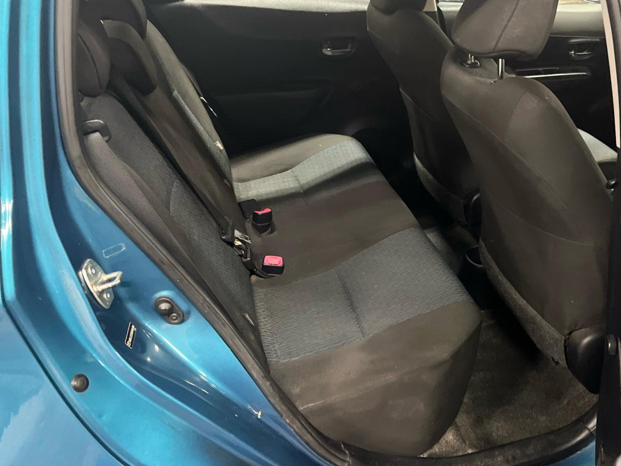 Toyota Yaris 1.33 Dual VVT-i TR Hatchback 5dr Petrol Multidrive S Euro 5 (101 ps)