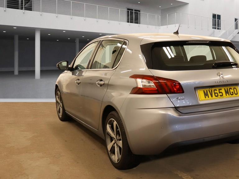 Peugeot 308 1.2 PureTech Allure Hatchback 5dr Petrol Auto Euro 6 (s/s) (130 ps)