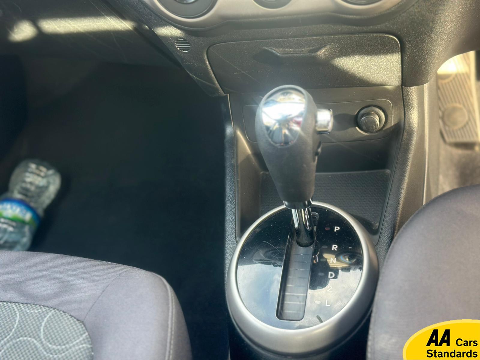 Hyundai i20 1.4 Comfort Hatchback 5dr Petrol Auto Euro 4 (99 bhp)