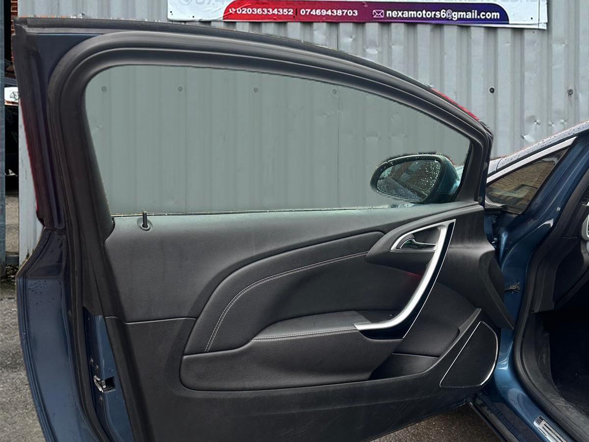 Vauxhall Astra GTC 1.4T SRi Coupe 3dr Petrol Manual Euro 5 (s/s) (140 ps)