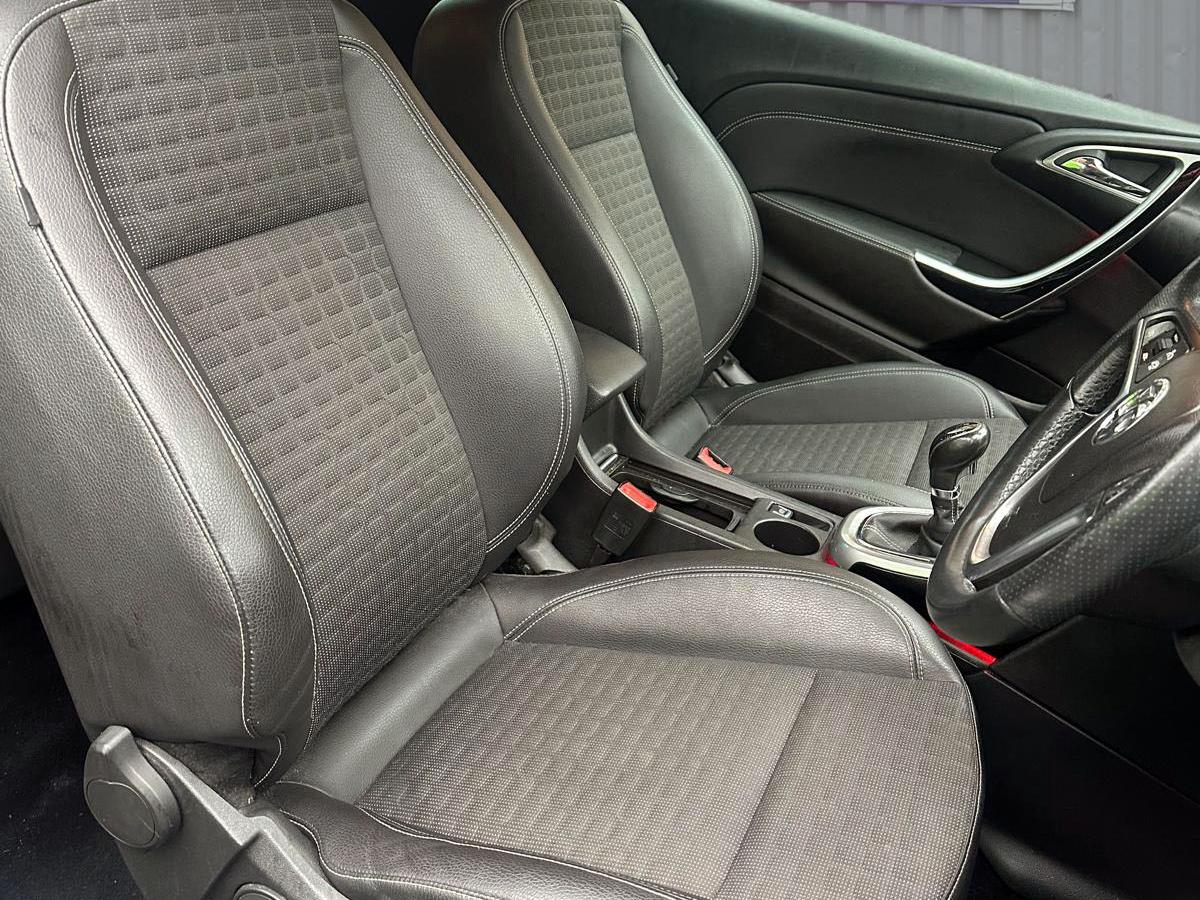 Vauxhall Astra GTC 1.4T SRi Coupe 3dr Petrol Manual Euro 5 (s/s) (140 ps)