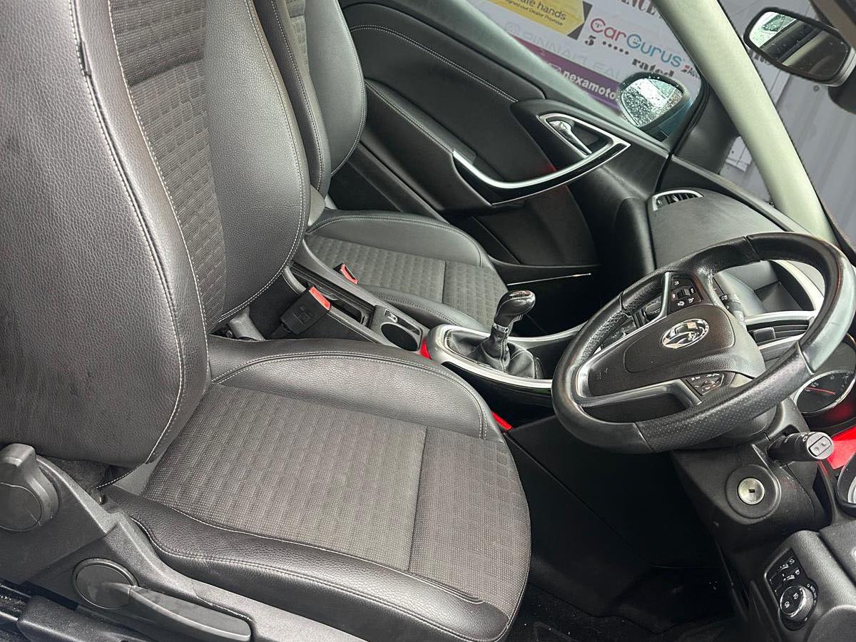 Vauxhall Astra GTC 1.4T SRi Coupe 3dr Petrol Manual Euro 5 (s/s) (140 ps)