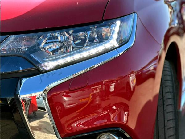 Mitsubishi Outlander 2.0h 12kWh GX4h SUV 5dr Petrol Plug-in Hybrid CVT 4WD Euro 6 (s/s) (200 ps)