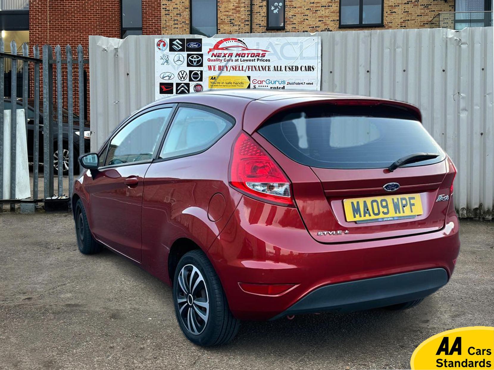 Ford Fiesta 1.4 Style + Hatchback 3dr Petrol Automatic (154 g/km, 94 bhp)