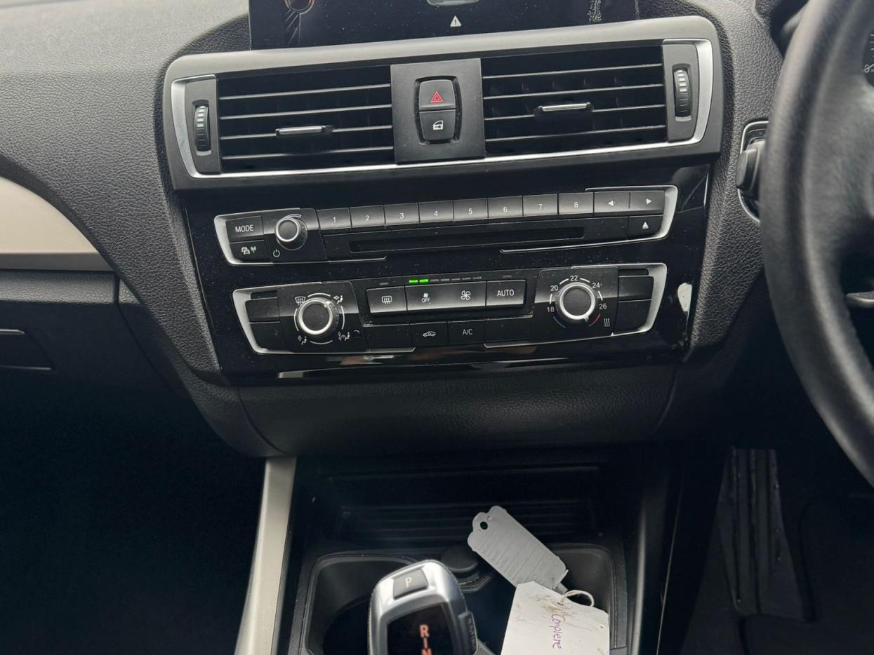 BMW 1 Series 1.5 118i SE Hatchback 5dr Petrol Auto Euro 6 (s/s) (136 ps)