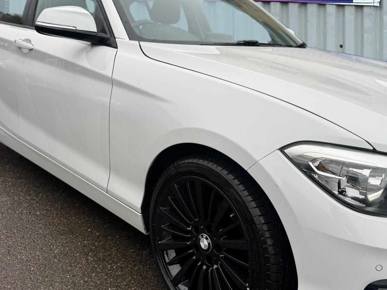 BMW 1 Series 1.5 118i SE Hatchback 5dr Petrol Auto Euro 6 (s/s) (136 ps)