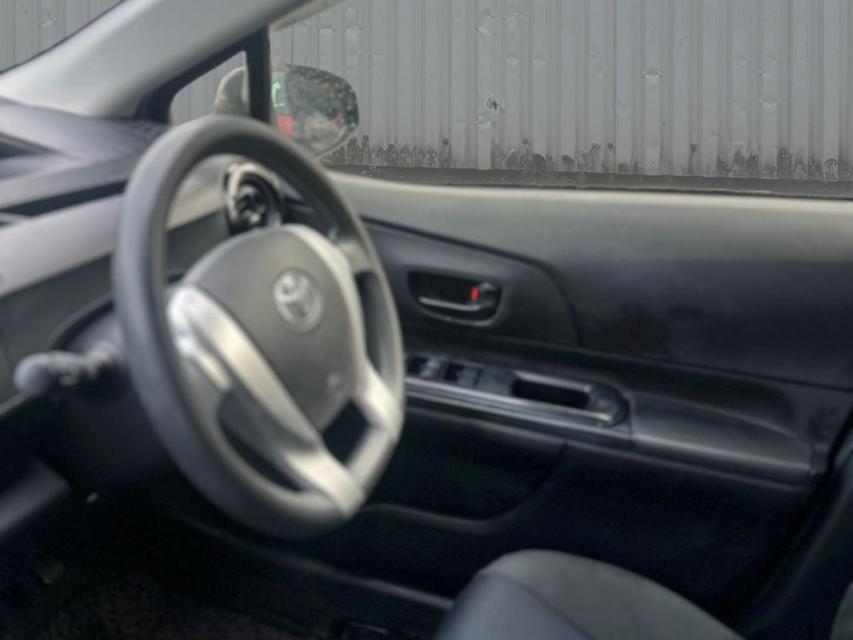 Toyota Yaris 1.5 VVT-h Active Hatchback 5dr Petrol Hybrid E-CVT Euro 6 (101 ps)