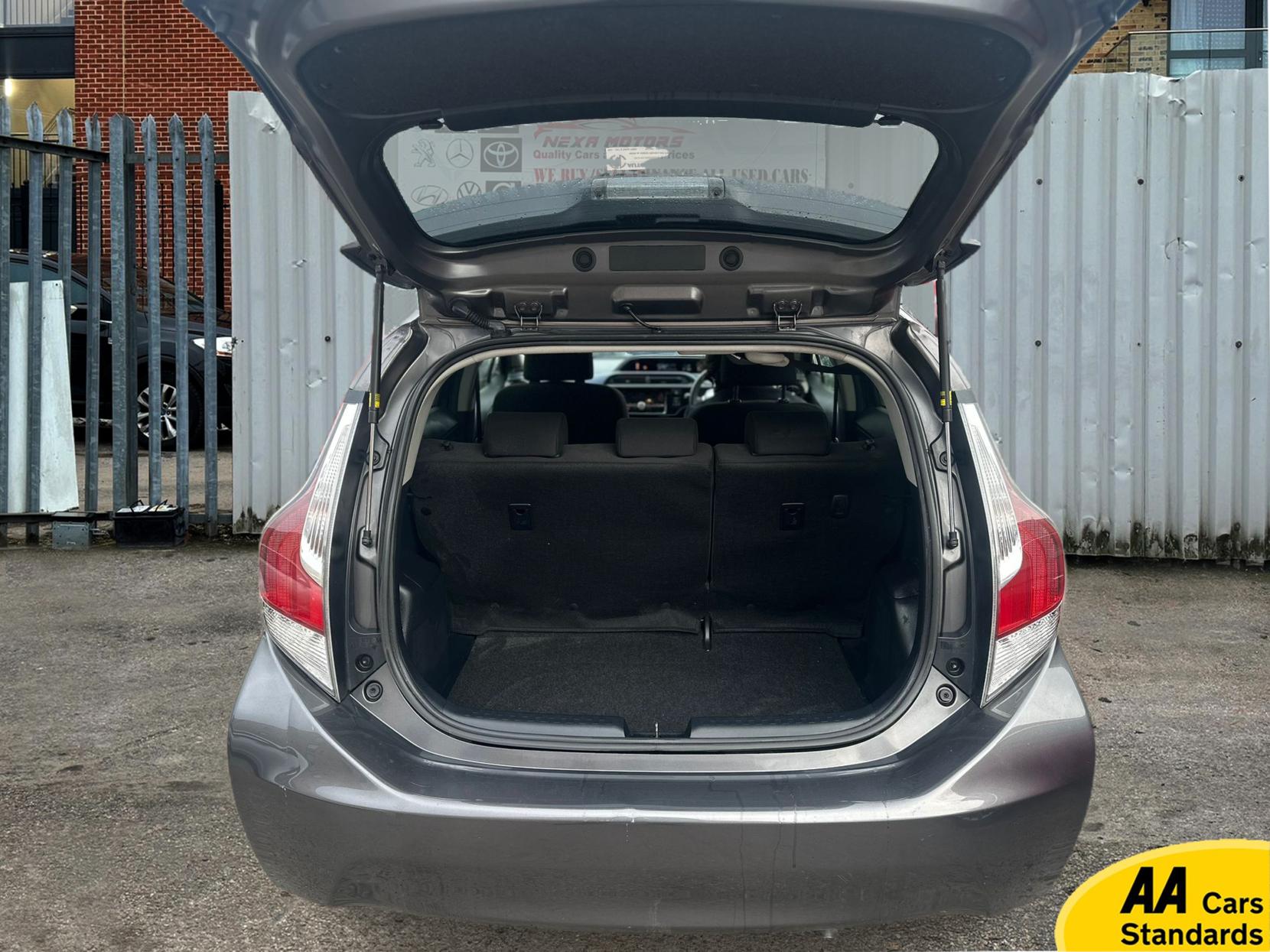 Toyota Yaris 1.5 VVT-h Excel Hatchback 5dr Petrol Hybrid E-CVT Euro 6 (Safety Sense, 15in) (101 ps)