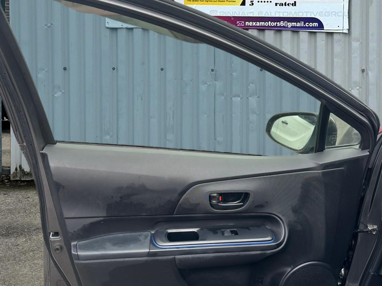 Toyota Yaris 1.5 VVT-h Excel Hatchback 5dr Petrol Hybrid E-CVT Euro 6 (Safety Sense, 15in) (101 ps)