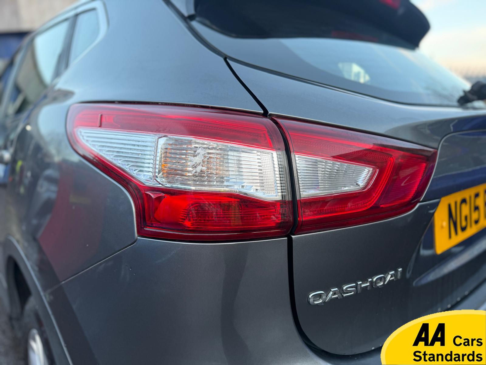 Nissan Qashqai 1.2 DIG-T Acenta SUV 5dr Petrol Manual 2WD Euro 6 (s/s) (115 ps)