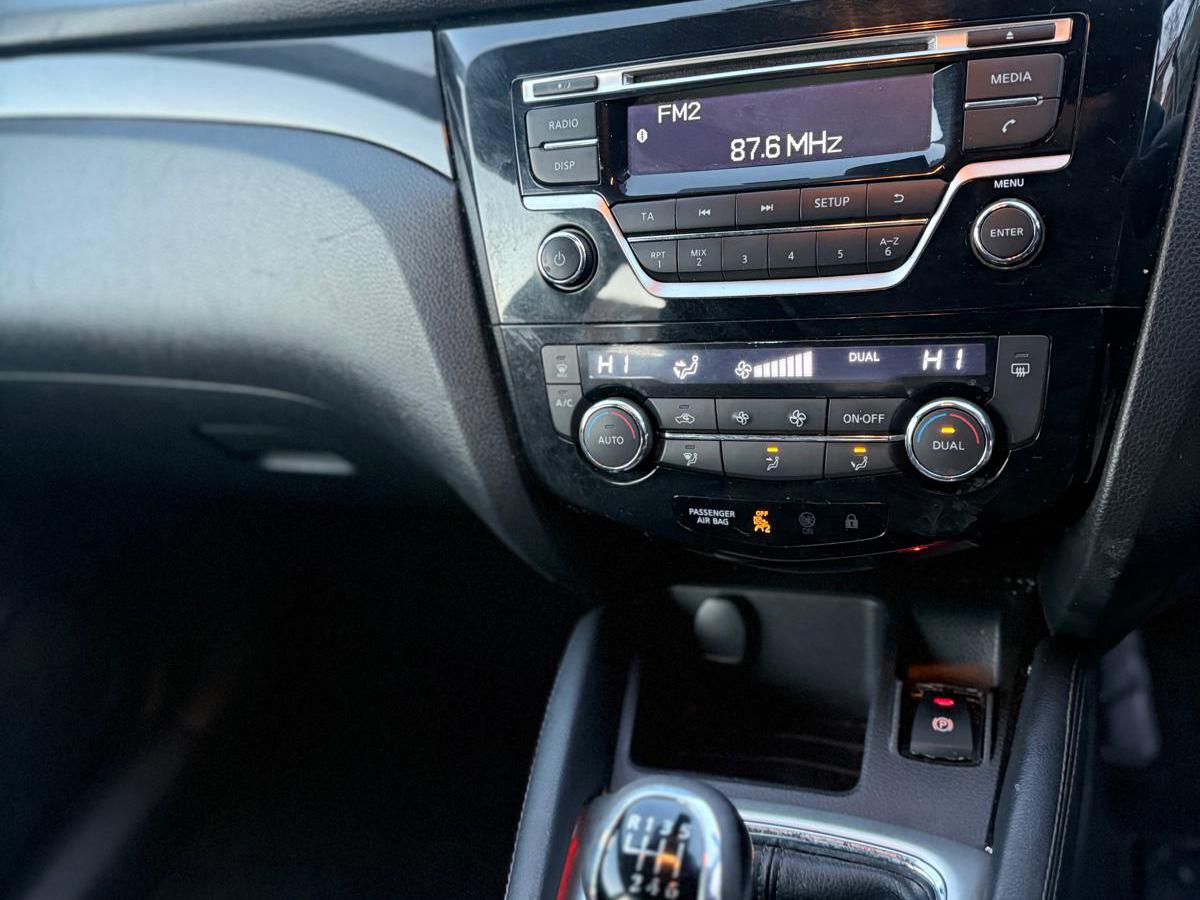 Nissan Qashqai 1.2 DIG-T Acenta SUV 5dr Petrol Manual 2WD Euro 6 (s/s) (115 ps)