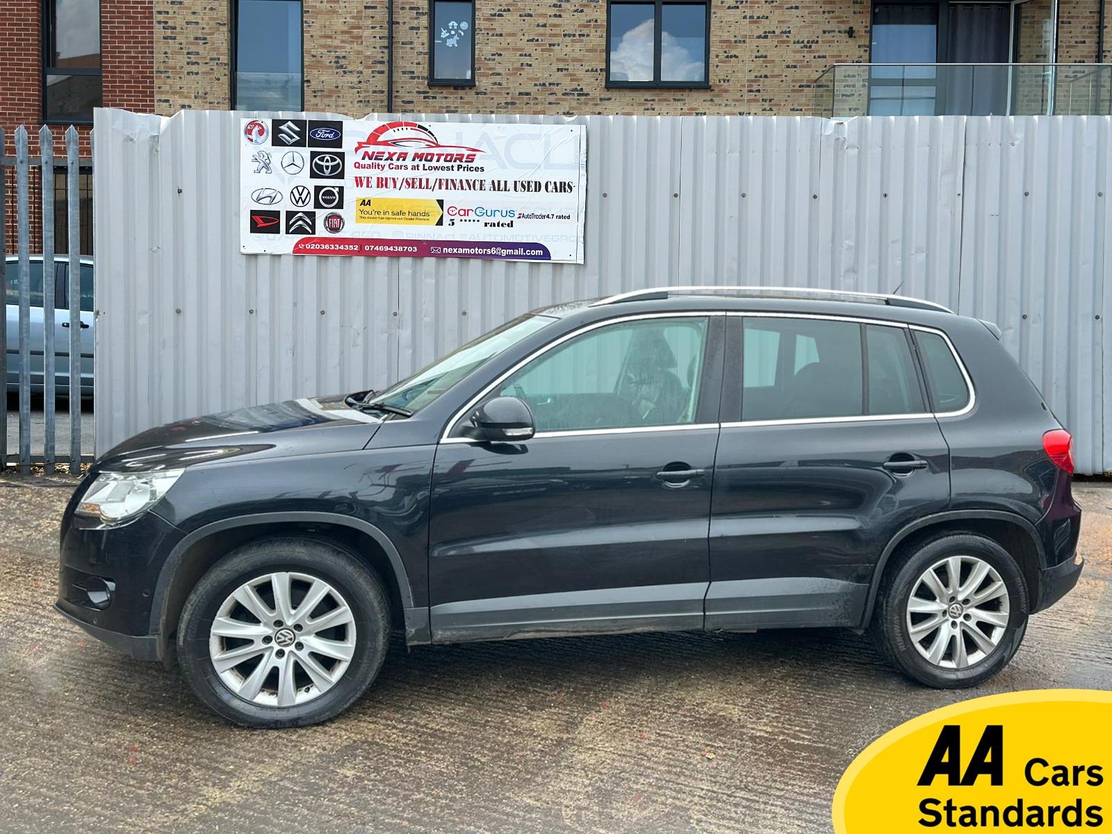 Volkswagen Tiguan 2.0 TDI SE SUV 5dr Diesel Auto 4WD Euro 5 (140 ps)