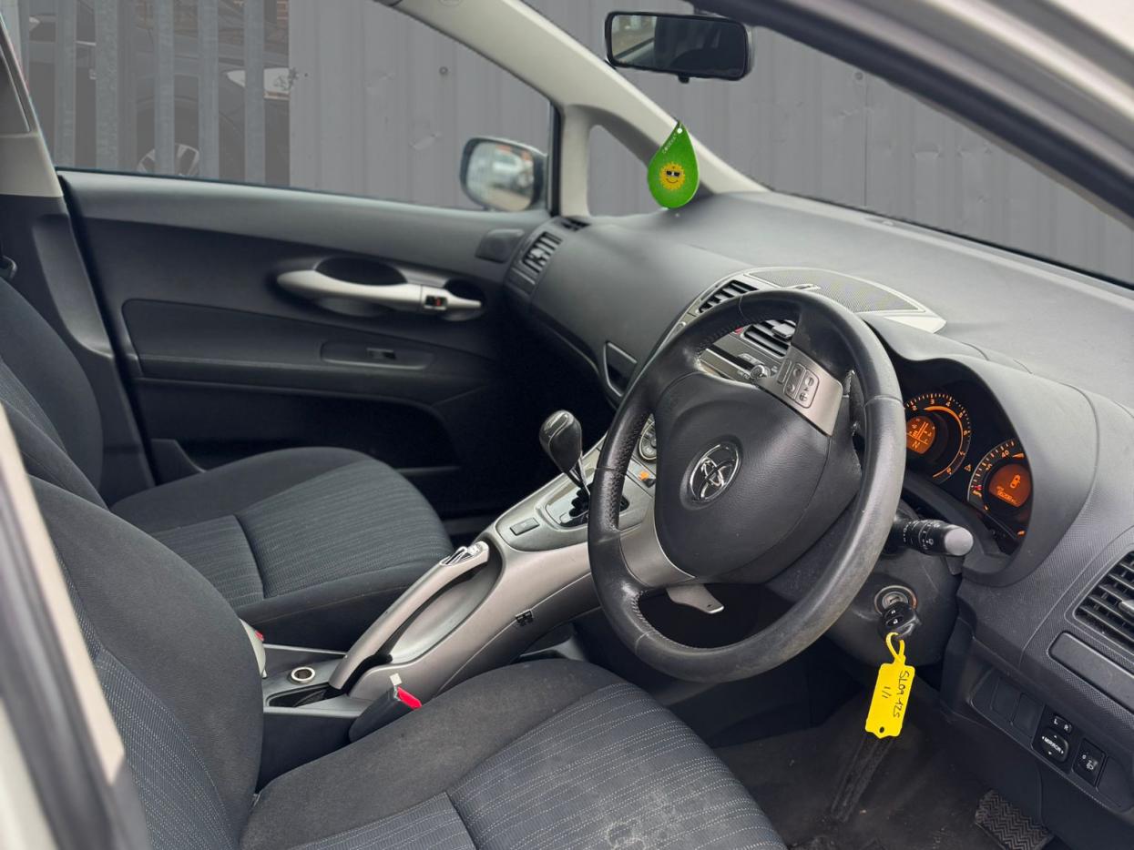 Toyota Auris 1.6 TR Hatchback 5dr Petrol Multimode (146 g/km, 124 bhp)