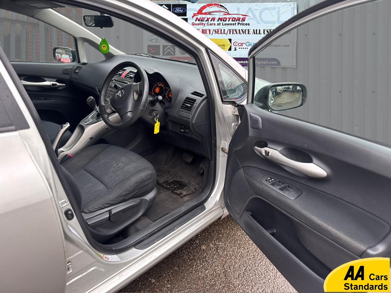 Toyota Auris 1.6 TR Hatchback 5dr Petrol Multimode (146 g/km, 124 bhp)