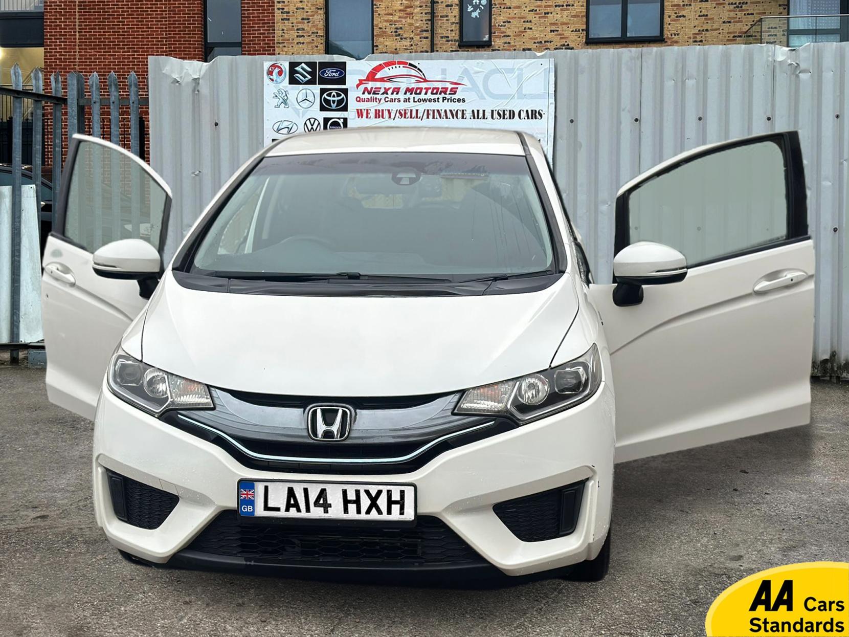 Honda Jazz  1.5 i-VTEC ES Plus Hatchback 5dr Petrol CVT Euro 5 (99 ps)