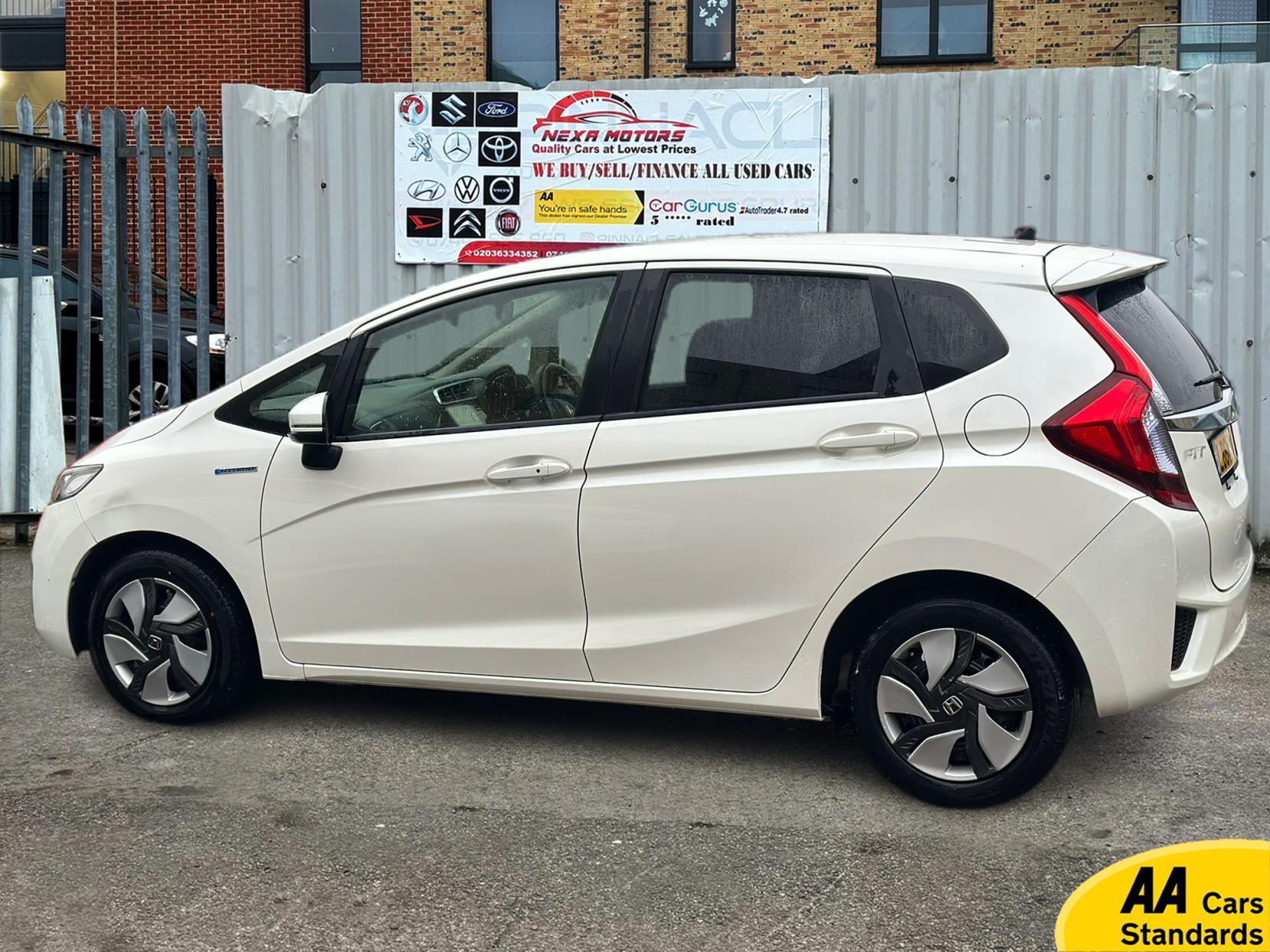 Honda Jazz  1.5 i-VTEC ES Plus Hatchback 5dr Petrol CVT Euro 5 (99 ps)