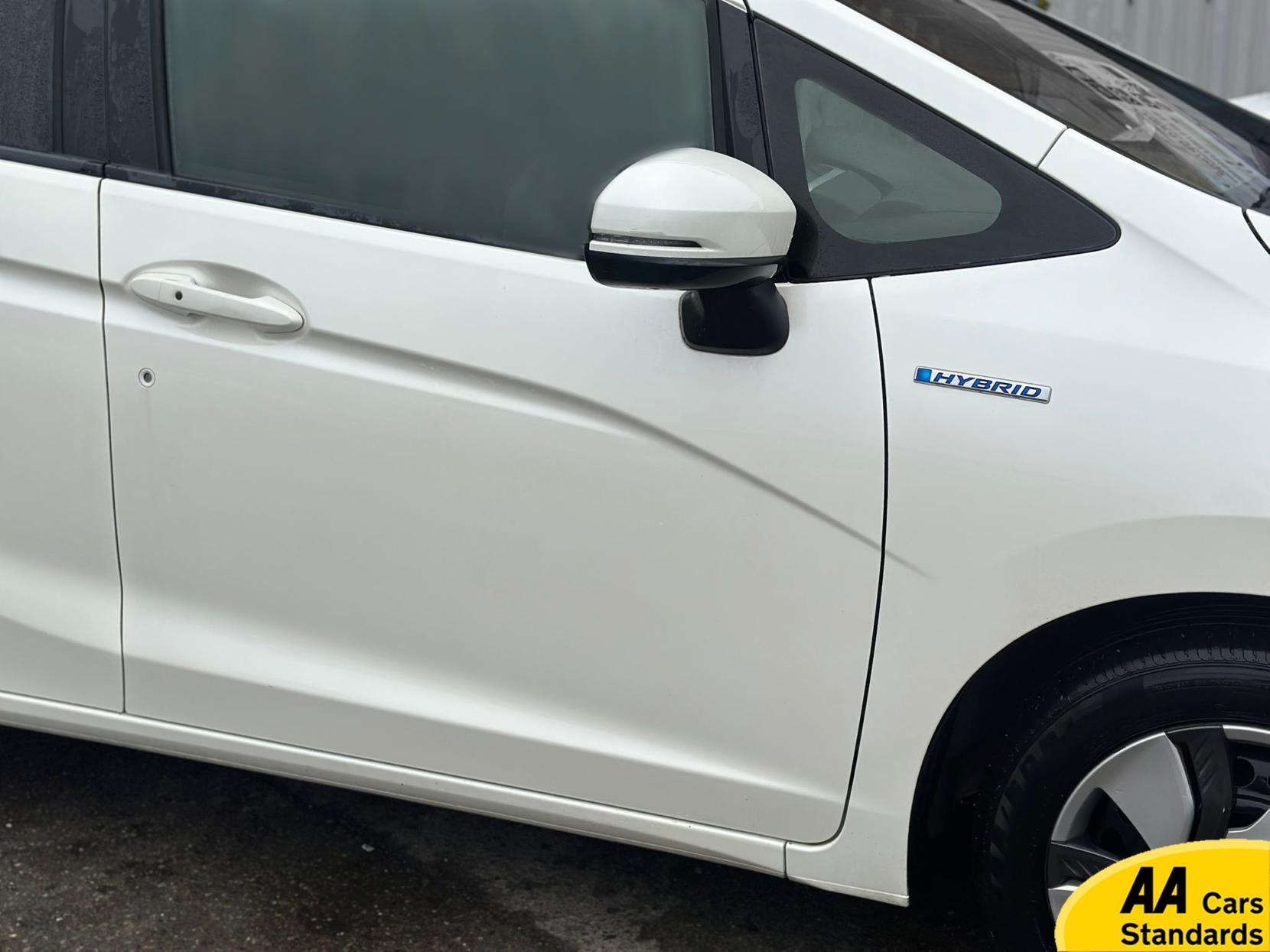 Honda Jazz  1.5 i-VTEC ES Plus Hatchback 5dr Petrol CVT Euro 5 (99 ps)