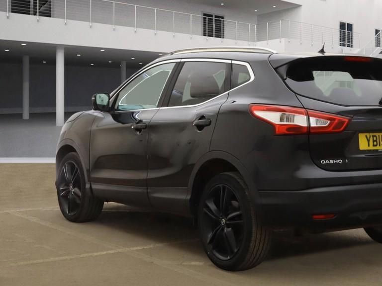 Nissan Qashqai 1.2 DIG-T Tekna SUV 5dr Petrol XTRON 2WD Euro 6 (s/s) (115 ps)