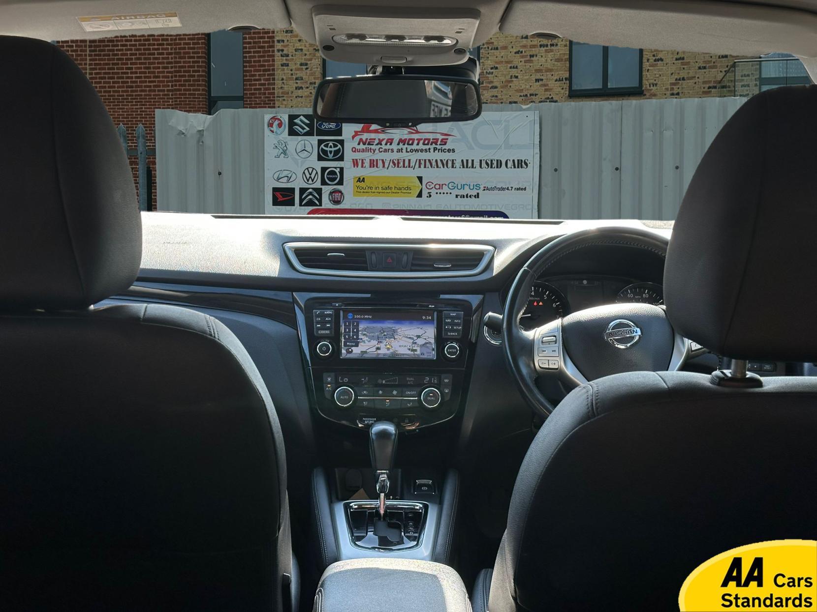 Nissan Qashqai 1.2 DIG-T Tekna SUV 5dr Petrol XTRON 2WD Euro 6 (s/s) (115 ps)