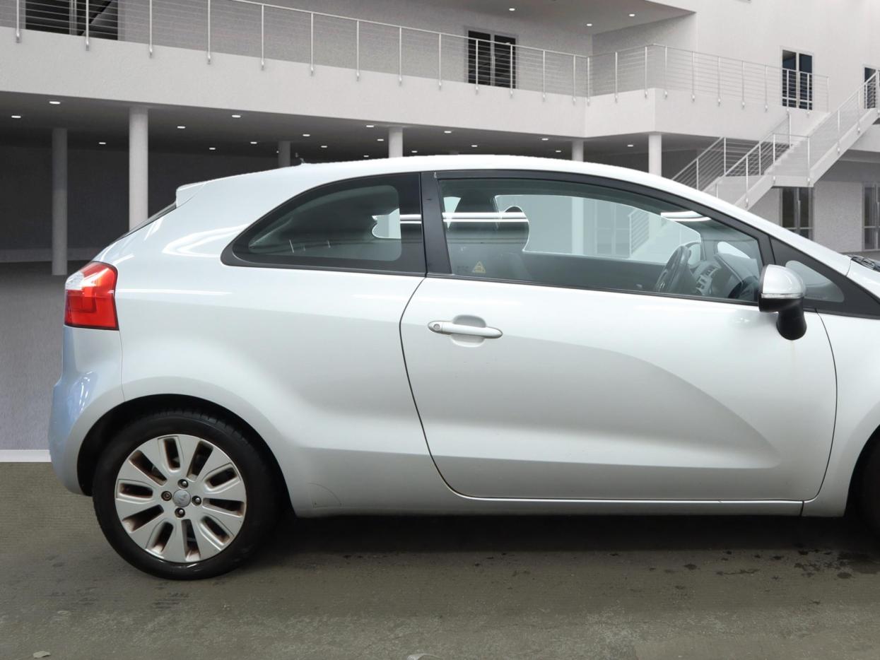 Kia Rio 1.25 2 Hatchback 3dr Petrol Manual Euro 5 (84 bhp)