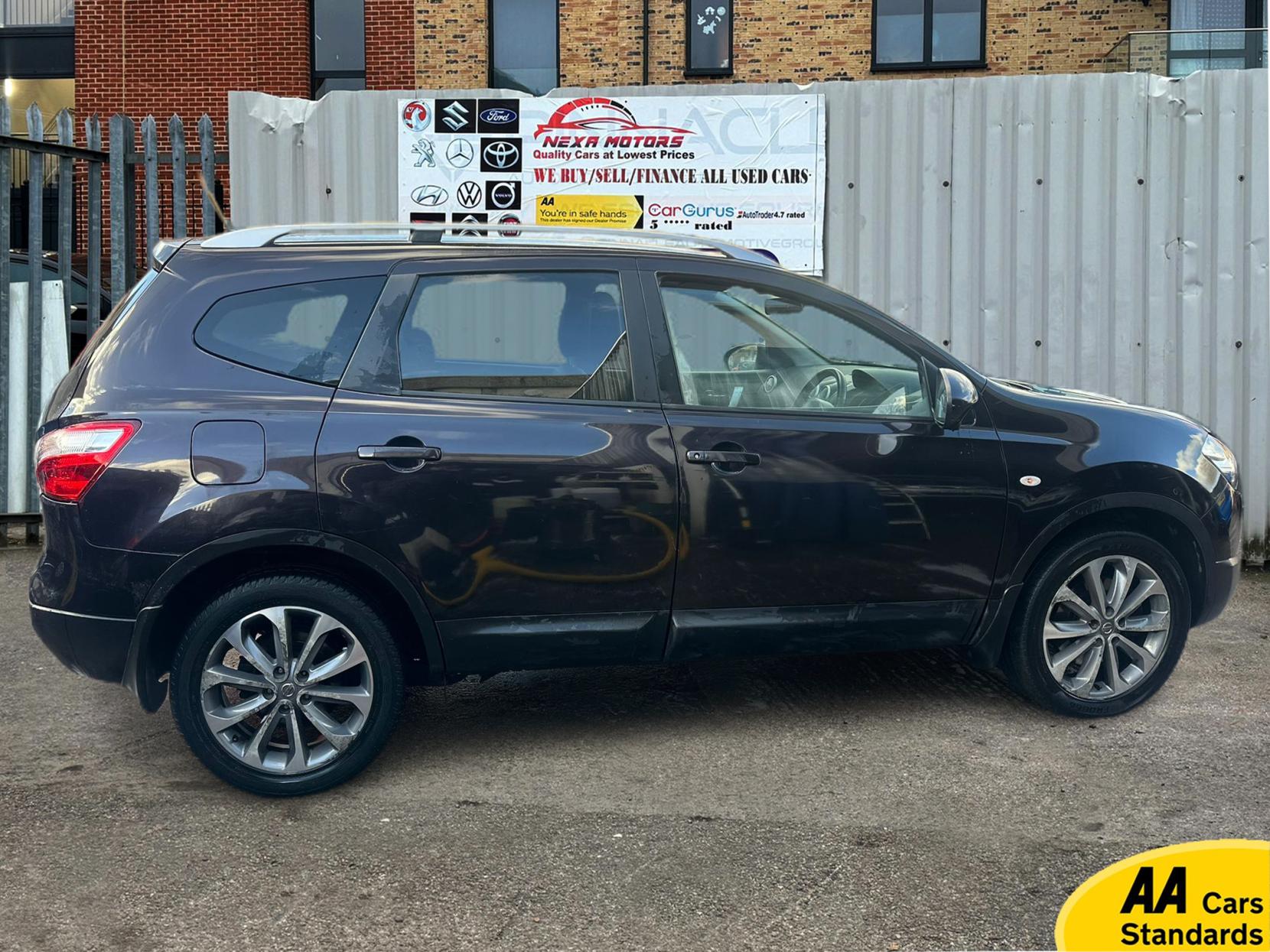 Nissan Qashqai+2 2.0 Tekna SUV 5dr Petrol CVT 4WD Euro 5 (140 ps)