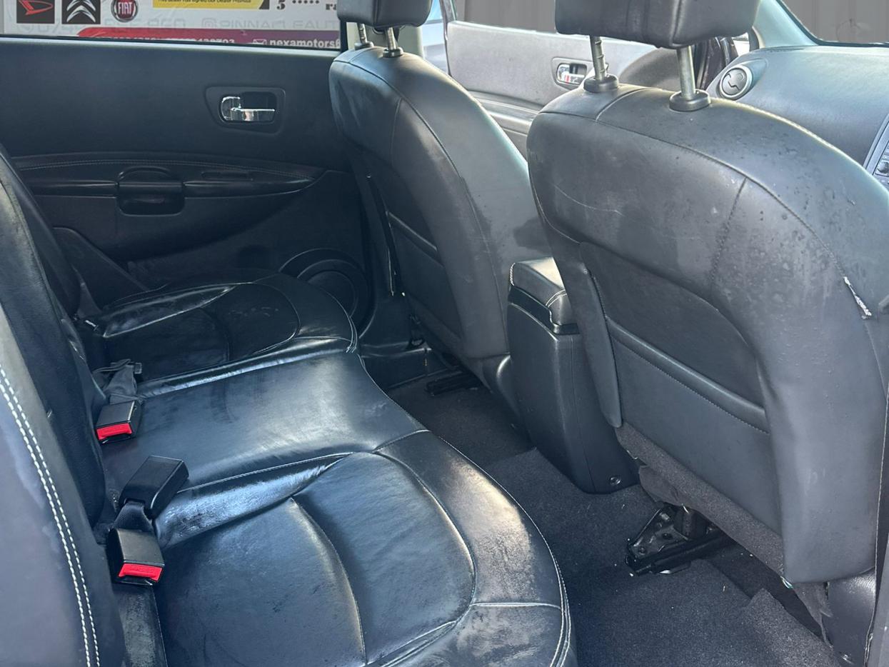 Nissan Qashqai+2 2.0 Tekna SUV 5dr Petrol CVT 4WD Euro 5 (140 ps)