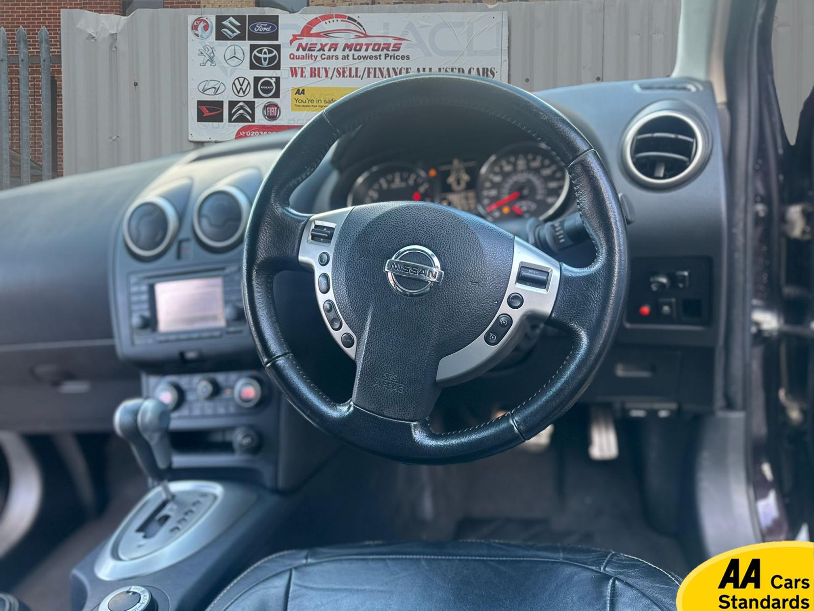 Nissan Qashqai+2 2.0 Tekna SUV 5dr Petrol CVT 4WD Euro 5 (140 ps)