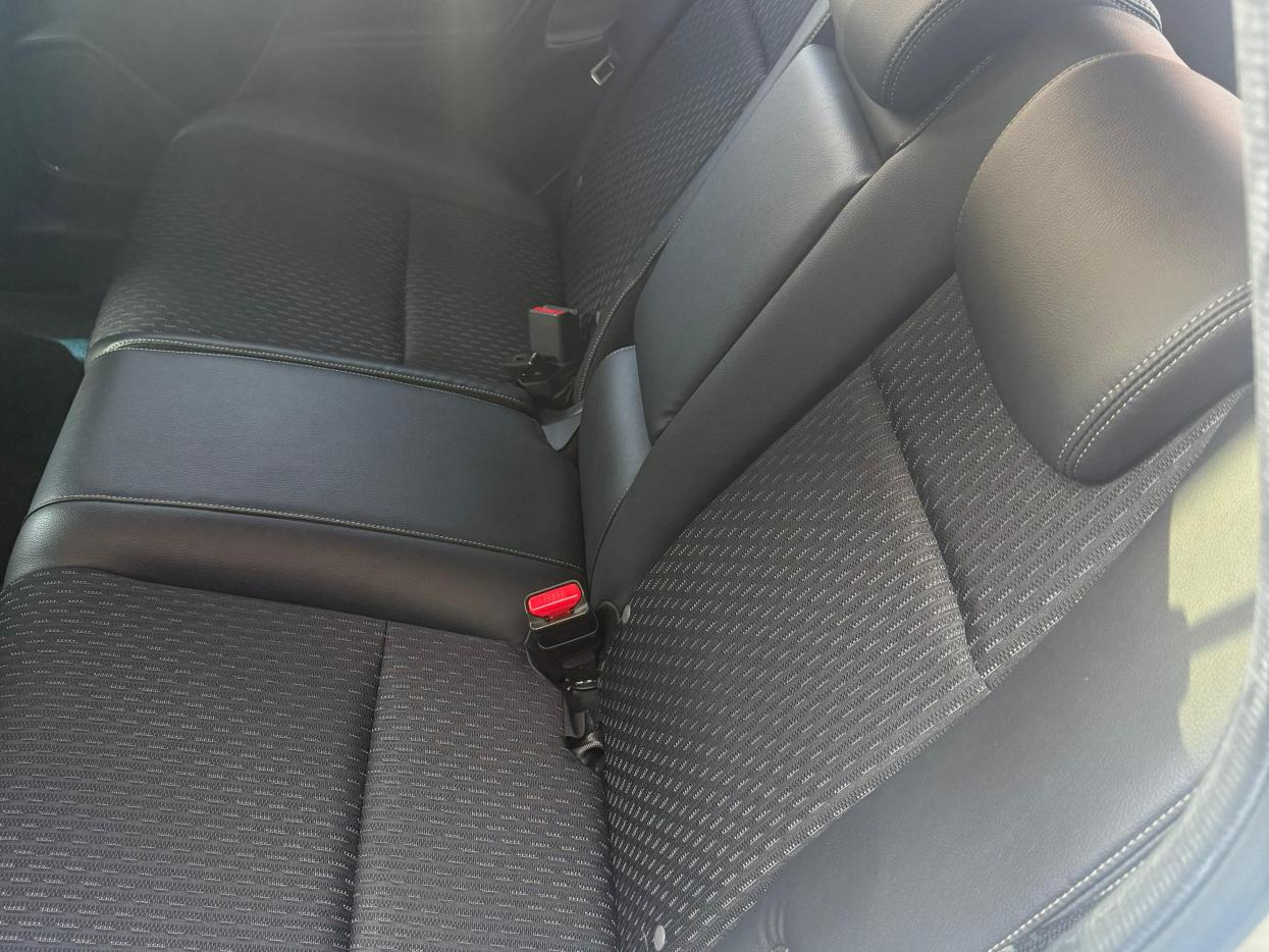 Honda Jazz  1.5 i-VTEC ES Plus Hatchback 5dr Petrol CVT Euro 5 (99 ps)