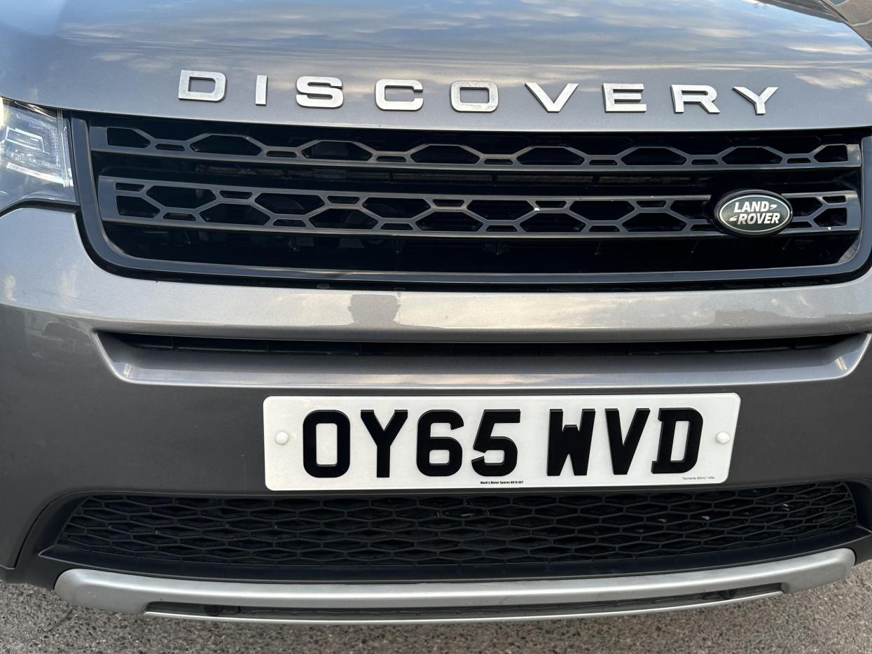 Land Rover Discovery Sport 2.0 TD4 HSE Luxury SUV 5dr Diesel Auto 4WD Euro 6 (s/s) (180 ps)