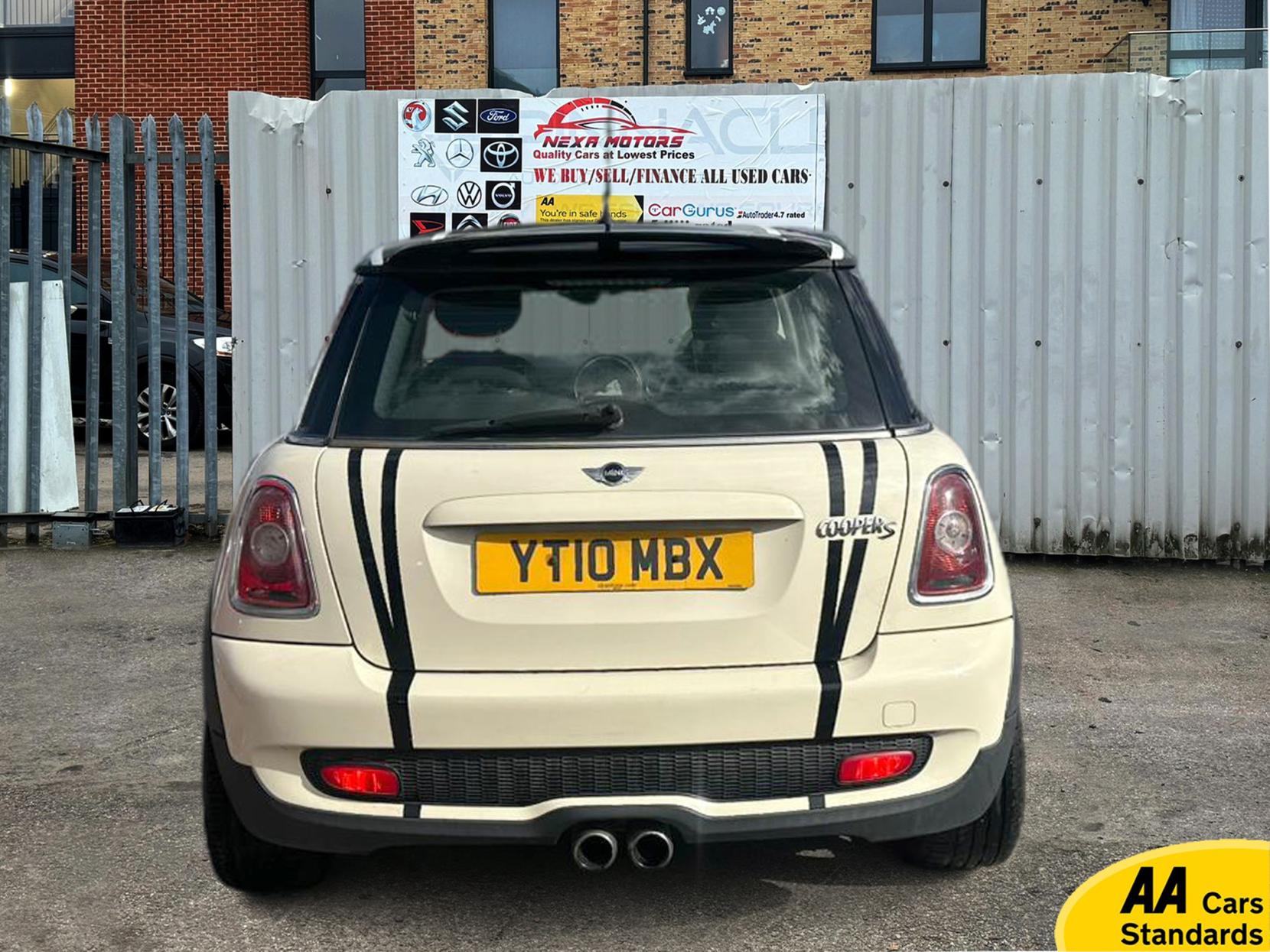 MINI Hatch 1.6 Cooper S Hatchback 3dr Petrol Steptronic Euro 5 (184 ps)