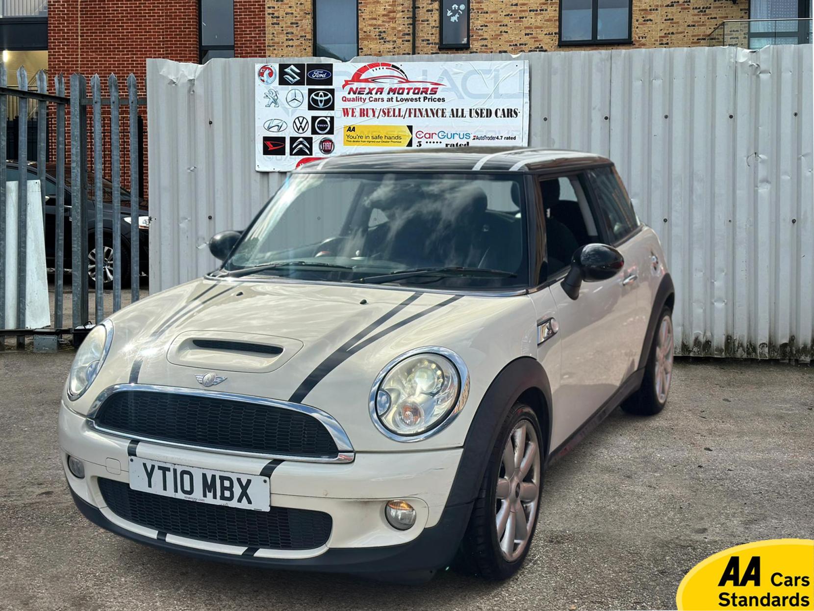 MINI Hatch 1.6 Cooper S Hatchback 3dr Petrol Steptronic Euro 5 (184 ps)