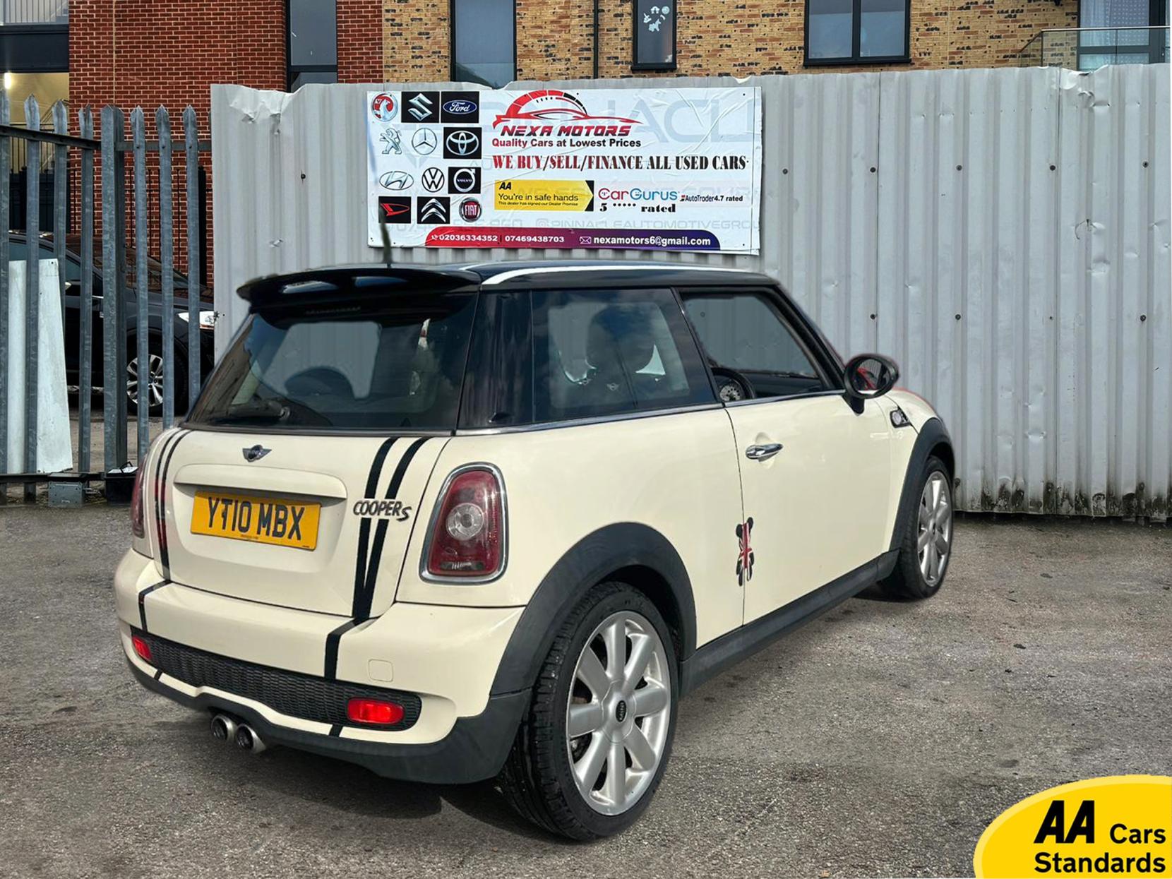 MINI Hatch 1.6 Cooper S Hatchback 3dr Petrol Steptronic Euro 5 (184 ps)