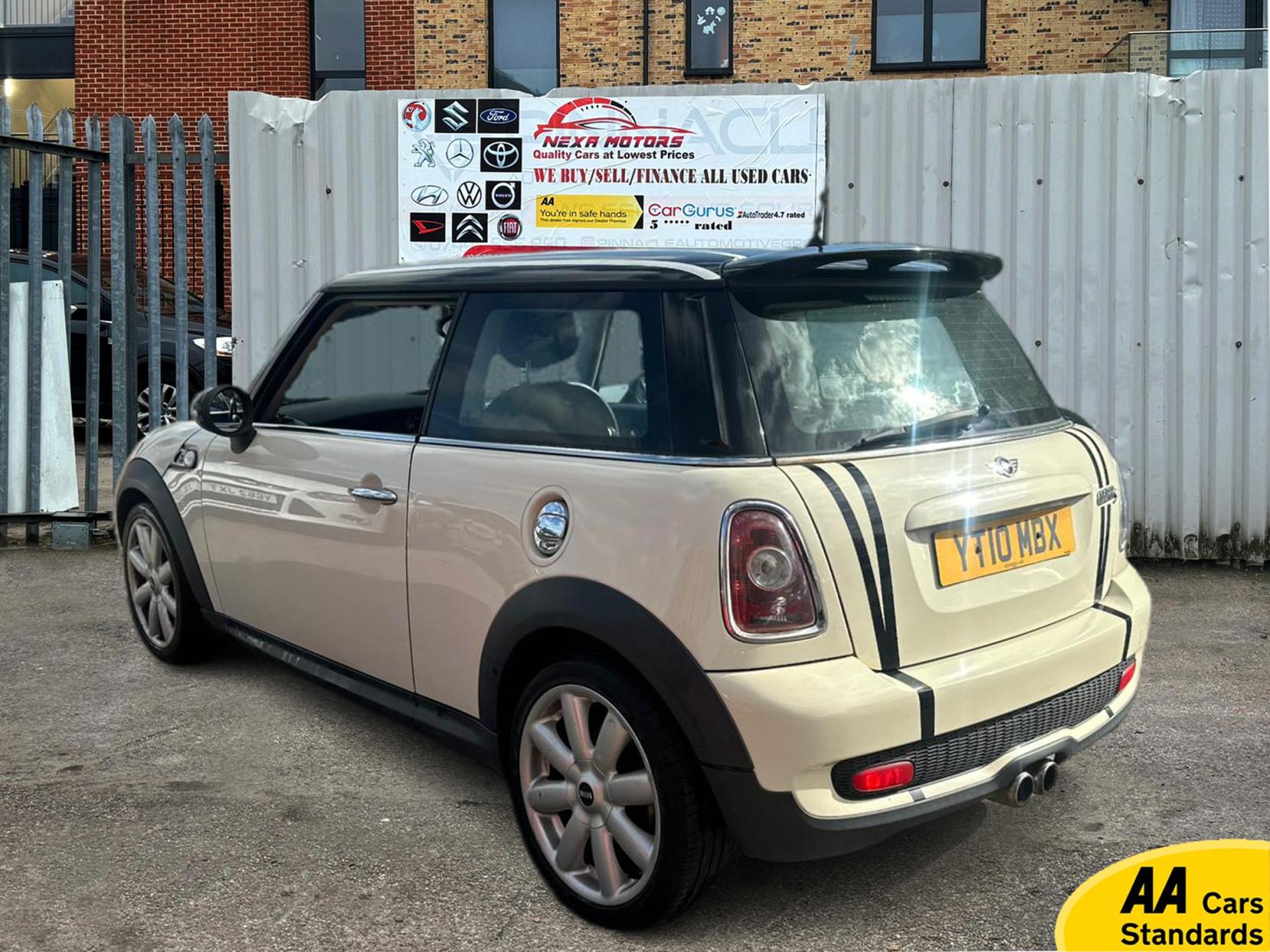 MINI Hatch 1.6 Cooper S Hatchback 3dr Petrol Steptronic Euro 5 (184 ps)