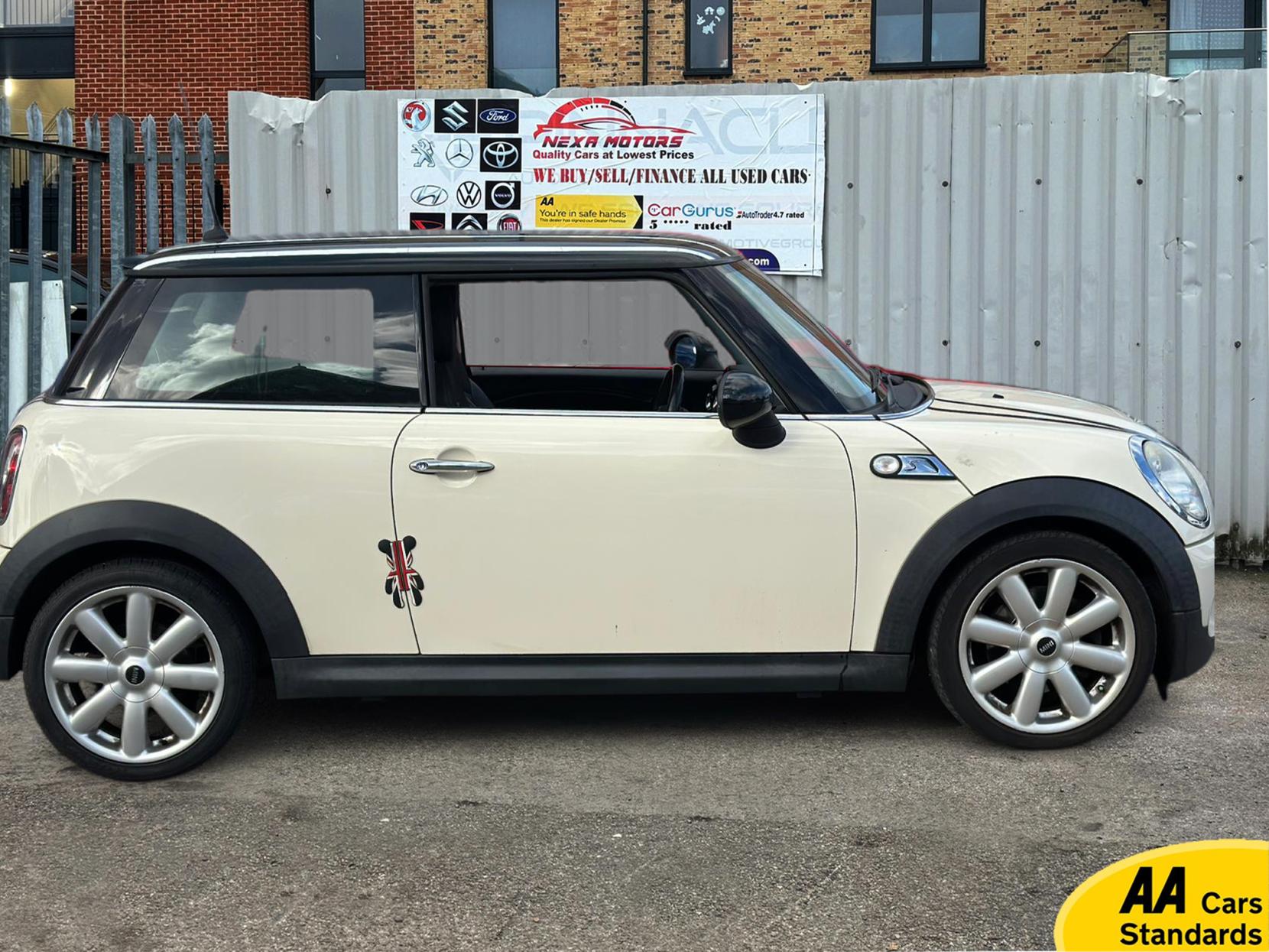 MINI Hatch 1.6 Cooper S Hatchback 3dr Petrol Steptronic Euro 5 (184 ps)