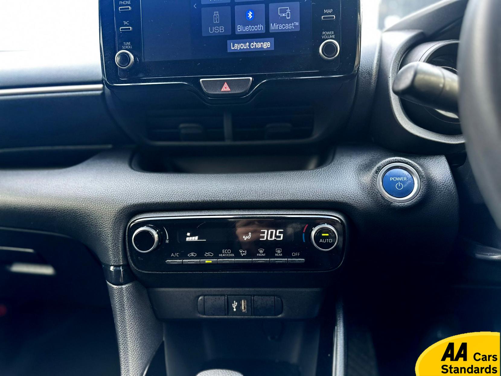 Toyota Yaris 1.5 VVT-h Active Hatchback 5dr Petrol Hybrid E-CVT Euro 6 (s/s) (100 ps)