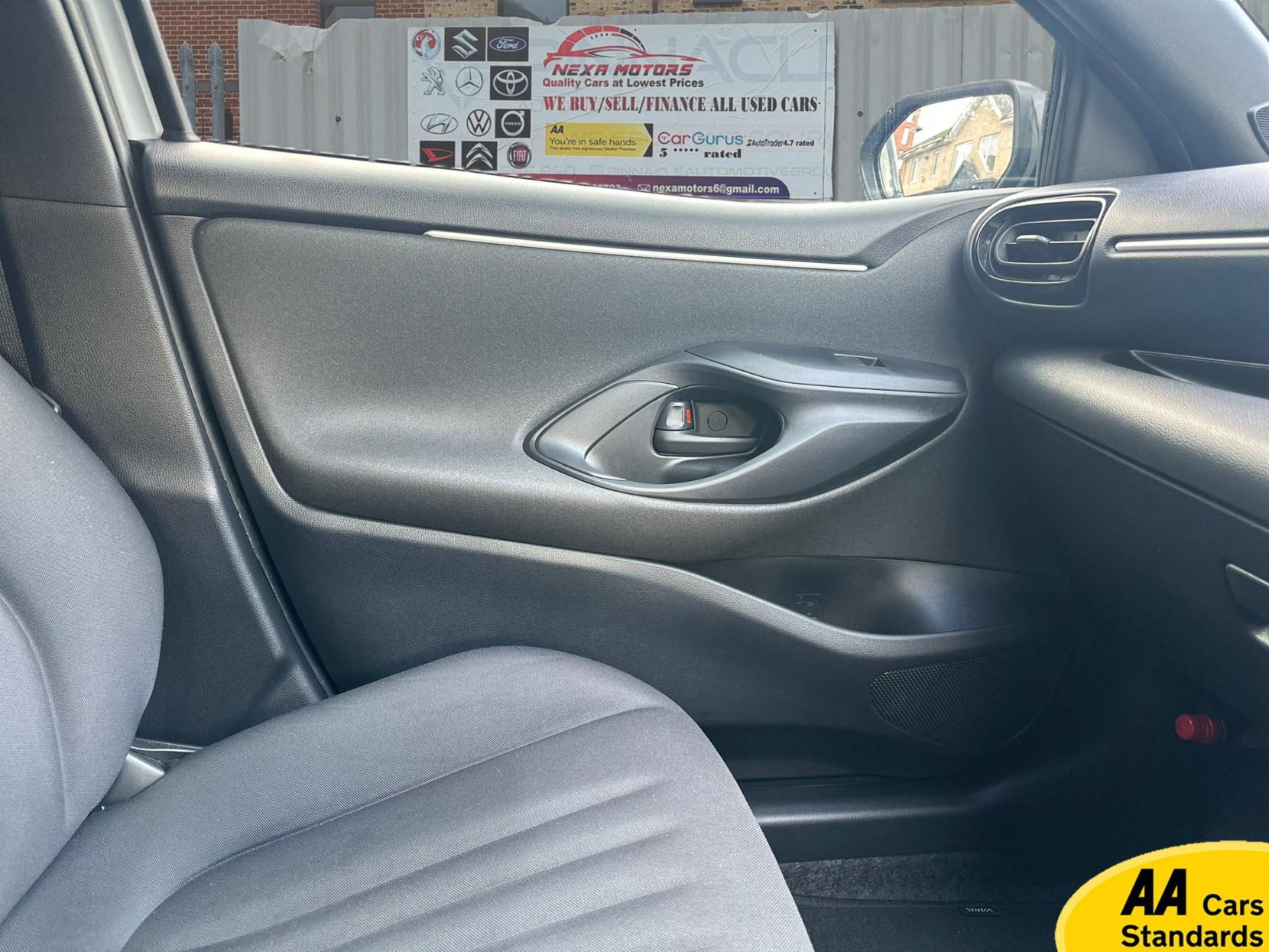 Toyota Yaris 1.5 VVT-h Active Hatchback 5dr Petrol Hybrid E-CVT Euro 6 (s/s) (100 ps)