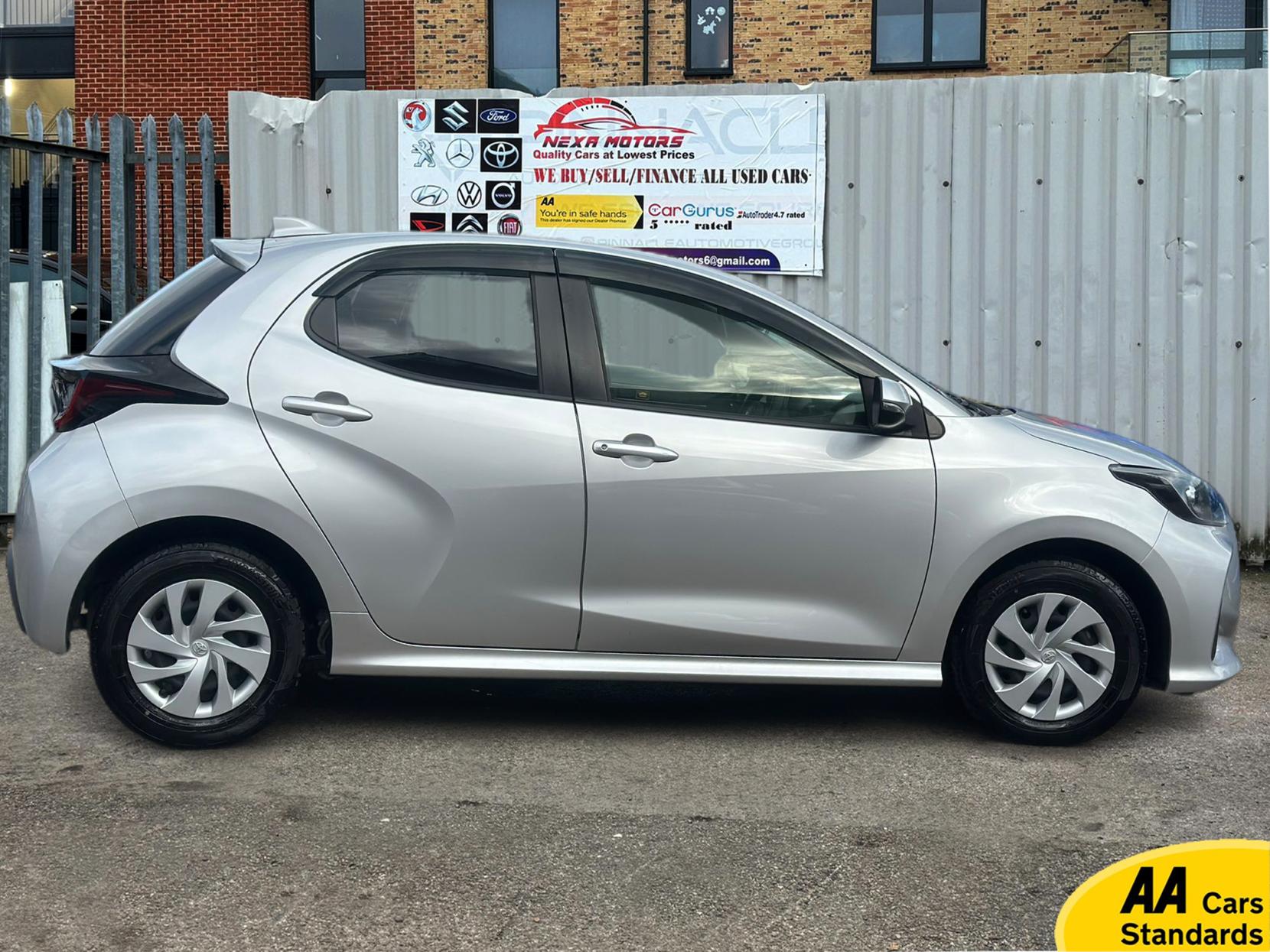 Toyota Yaris 1.5 VVT-h Active Hatchback 5dr Petrol Hybrid E-CVT Euro 6 (s/s) (100 ps)