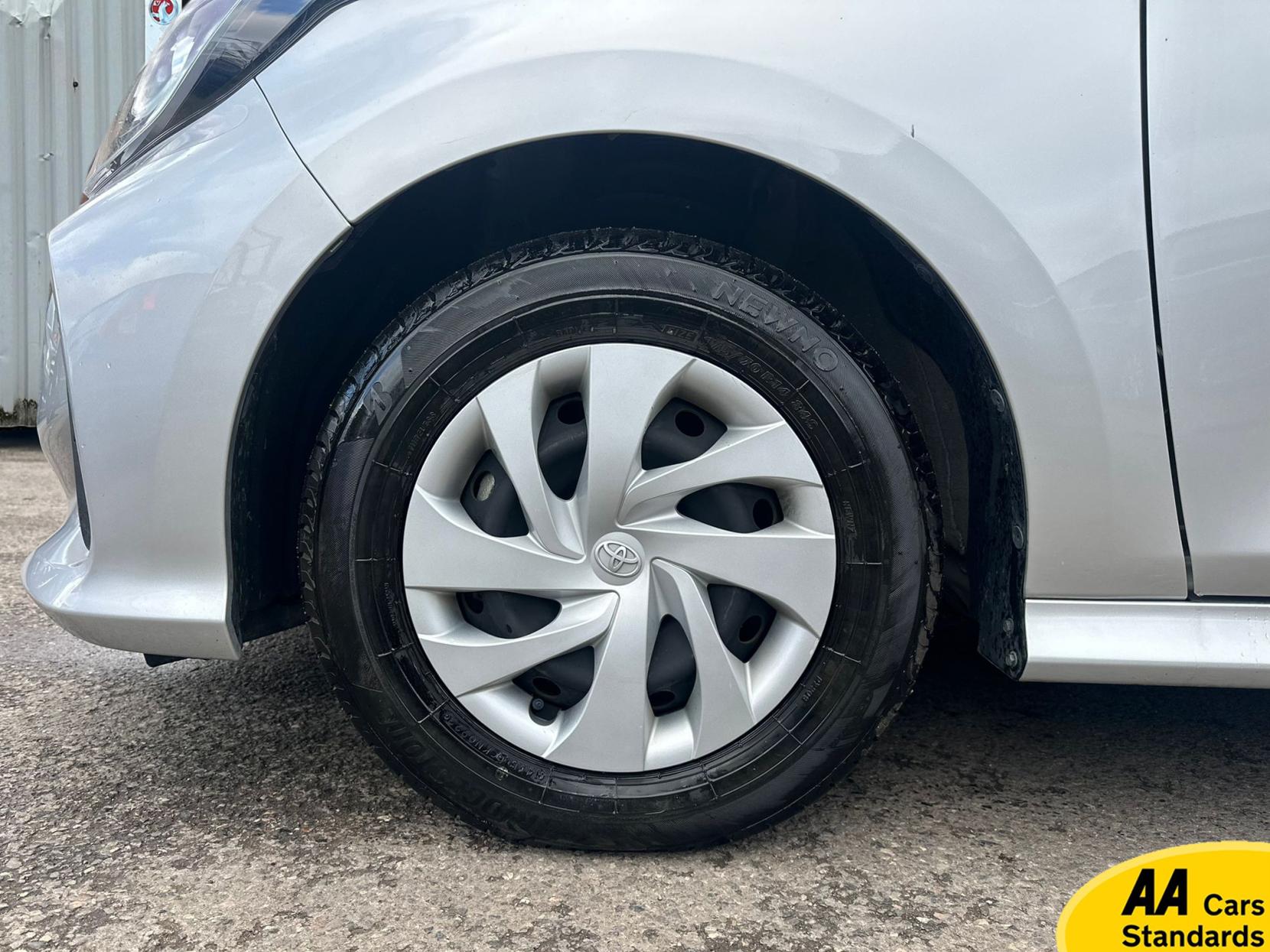 Toyota Yaris 1.5 VVT-h Active Hatchback 5dr Petrol Hybrid E-CVT Euro 6 (s/s) (100 ps)