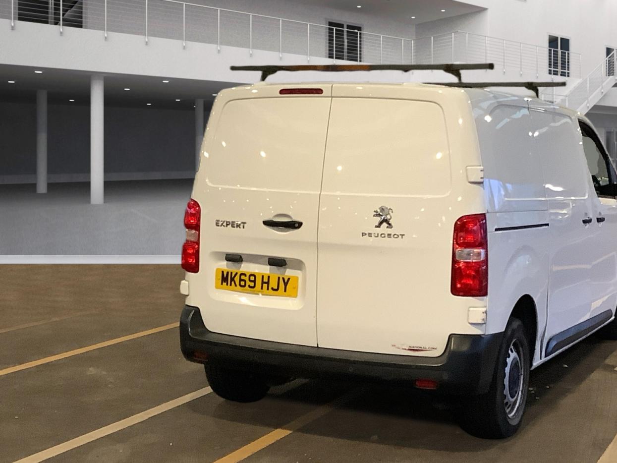 Peugeot Expert 2.0 BlueHDi 1400 Professional Standard Panel Van 6dr Diesel Manual MWB Euro 6 (s/s) (120 ps)