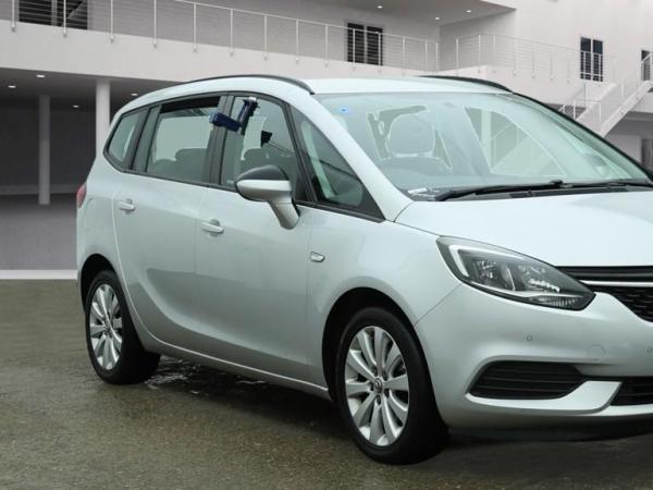 Vauxhall Zafira Tourer 1.4i Turbo Design MPV 5dr Petrol Manual Euro 6 (140 ps)