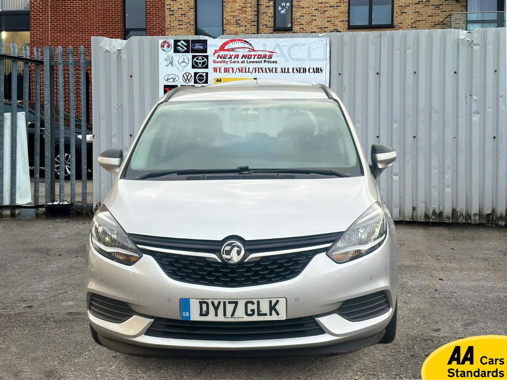 Vauxhall Zafira Tourer 1.4i Turbo Design MPV 5dr Petrol Manual Euro 6 (140 ps)