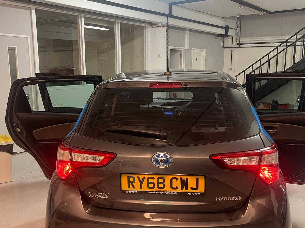 Toyota Yaris 1.5 VVT-h Icon Tech Hatchback 5dr Petrol Hybrid E-CVT Euro 6 (s/s) (100 ps)