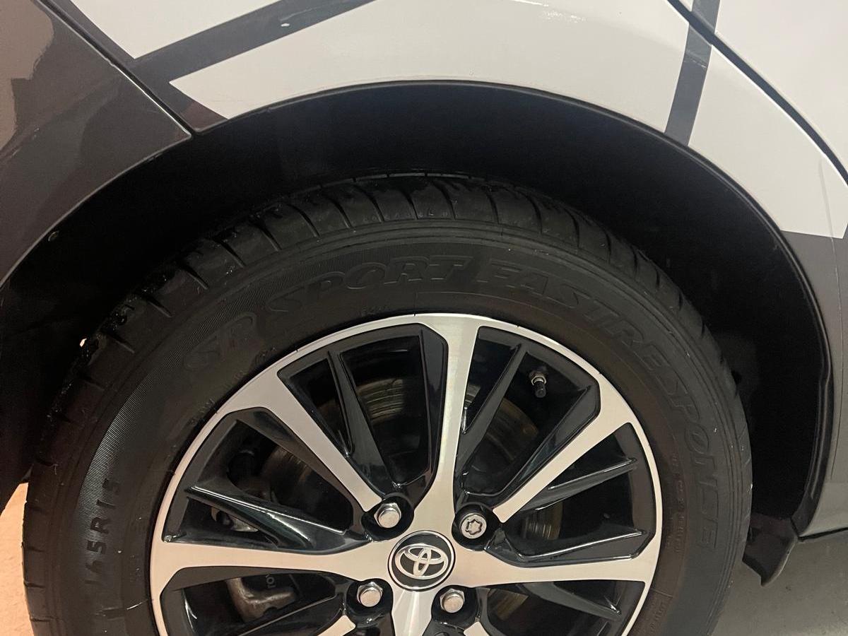 Toyota Yaris 1.5 VVT-h Icon Tech Hatchback 5dr Petrol Hybrid E-CVT Euro 6 (s/s) (100 ps)