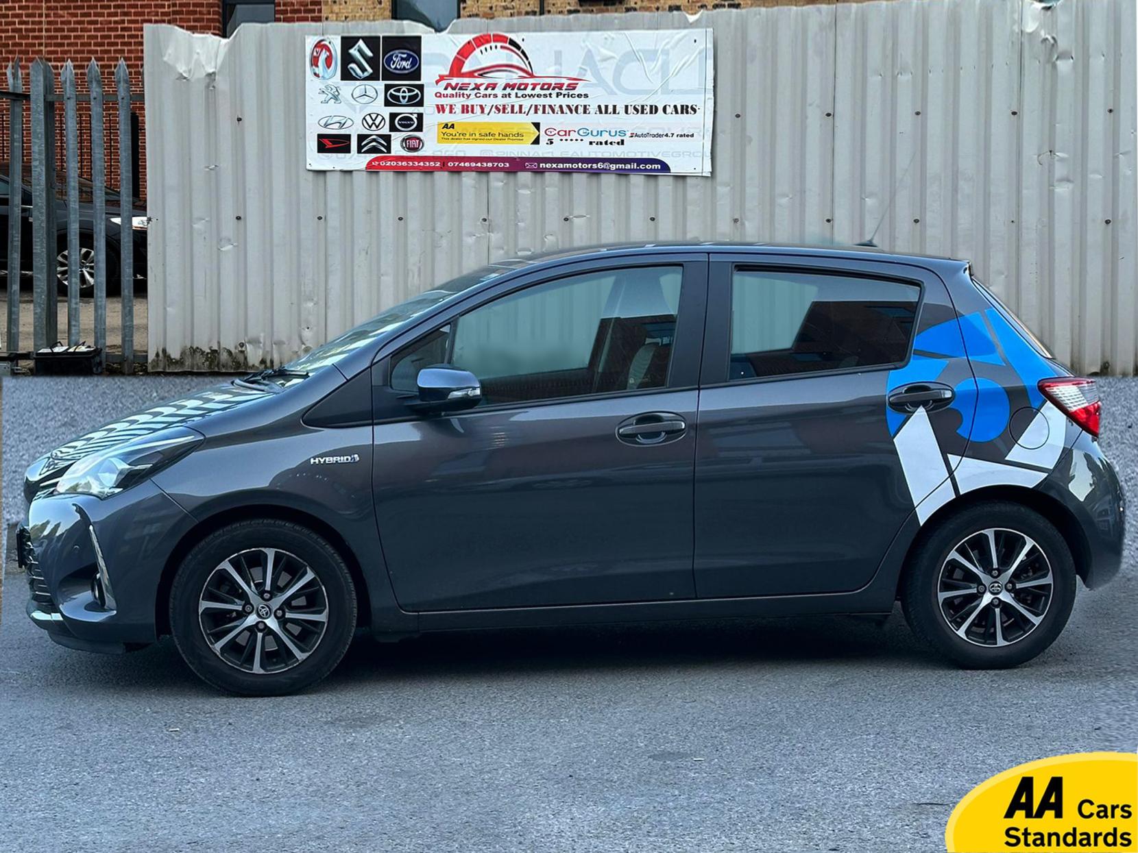 Toyota Yaris 1.5 VVT-h Icon Tech Hatchback 5dr Petrol Hybrid E-CVT Euro 6 (s/s) (100 ps)