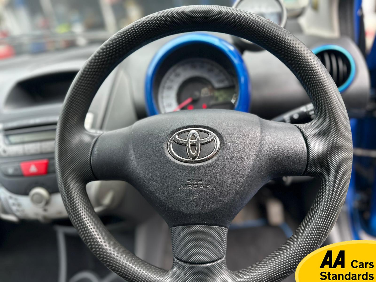 Toyota AYGO 1.0 VVT-i Blue Hatchback 5dr Petrol MultiMode Euro 4 (67 bhp)
