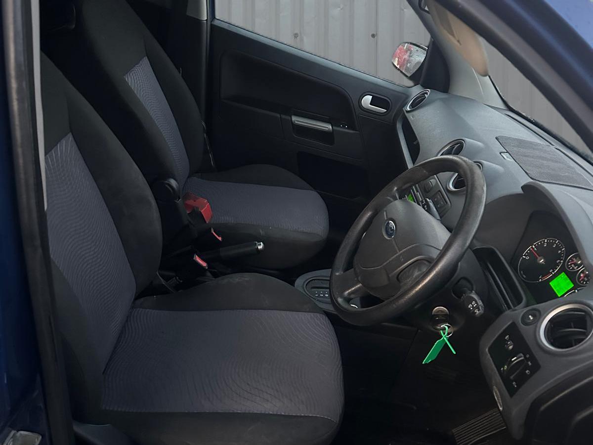 Ford Fusion 1.6 Zetec Climate Hatchback 5dr Petrol Automatic (181 g/km, 99 bhp)