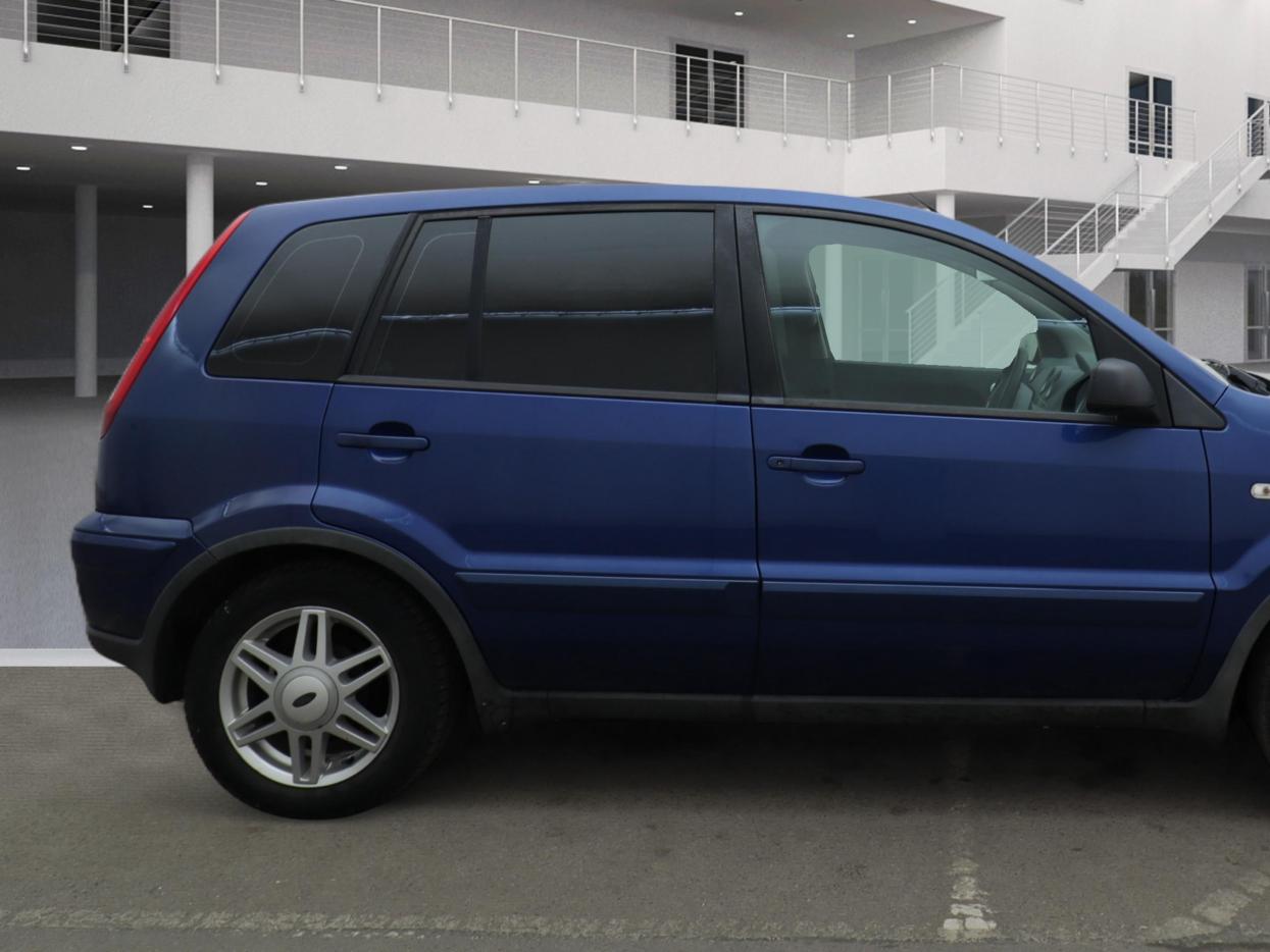 Ford Fusion 1.6 Zetec Climate Hatchback 5dr Petrol Automatic (181 g/km, 99 bhp)