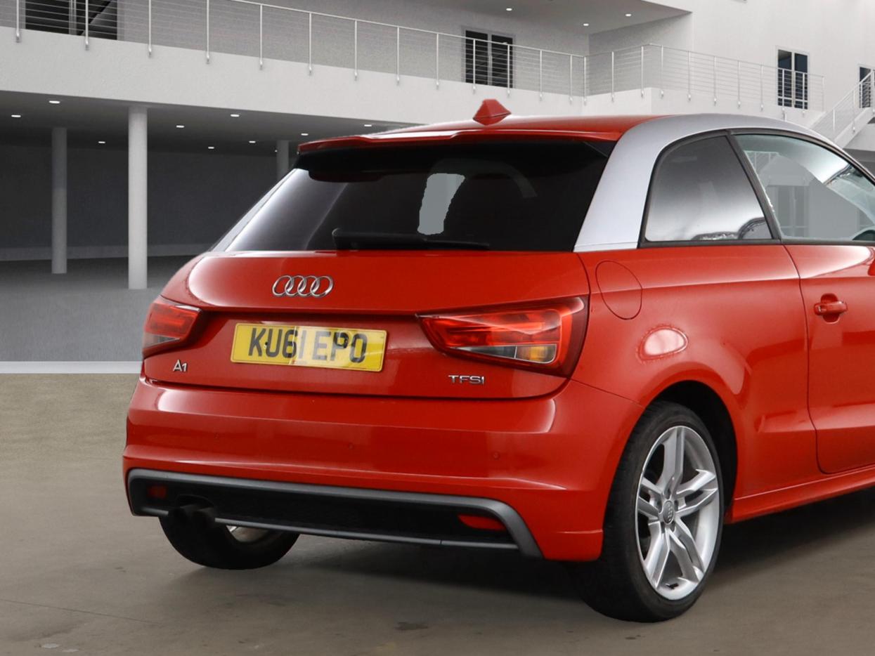 Audi A1 1.4 TFSI S line Hatchback 3dr Petrol S Tronic Euro 5 (s/s) (122 ps)
