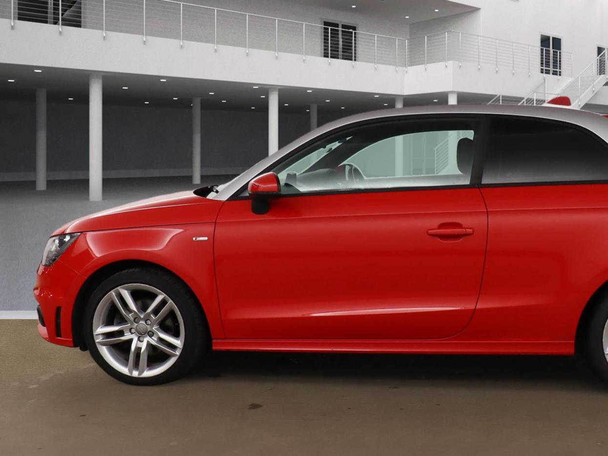 Audi A1 1.4 TFSI S line Hatchback 3dr Petrol S Tronic Euro 5 (s/s) (122 ps)