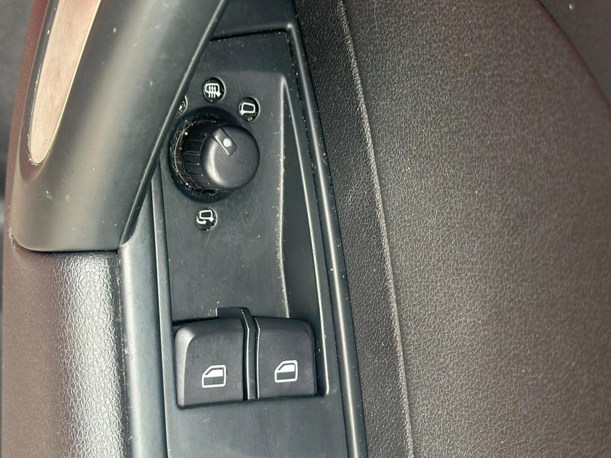 Audi A1 1.4 TFSI S line Hatchback 3dr Petrol S Tronic Euro 5 (s/s) (122 ps)